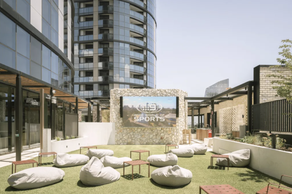 Outdoor cinema - The Gladstone | Greystar | BTR News Australia